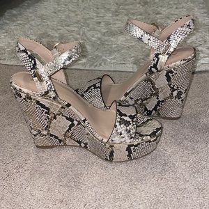 Aldo snakeskin heels/wedges